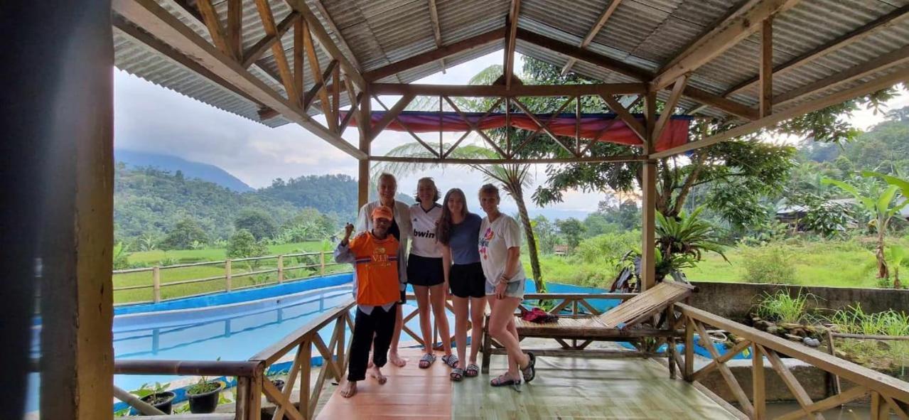De Salak Homestay Bogor Exterior photo