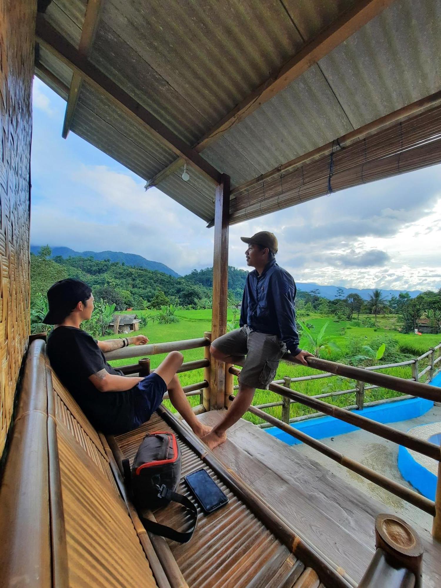 De Salak Homestay Bogor Exterior photo