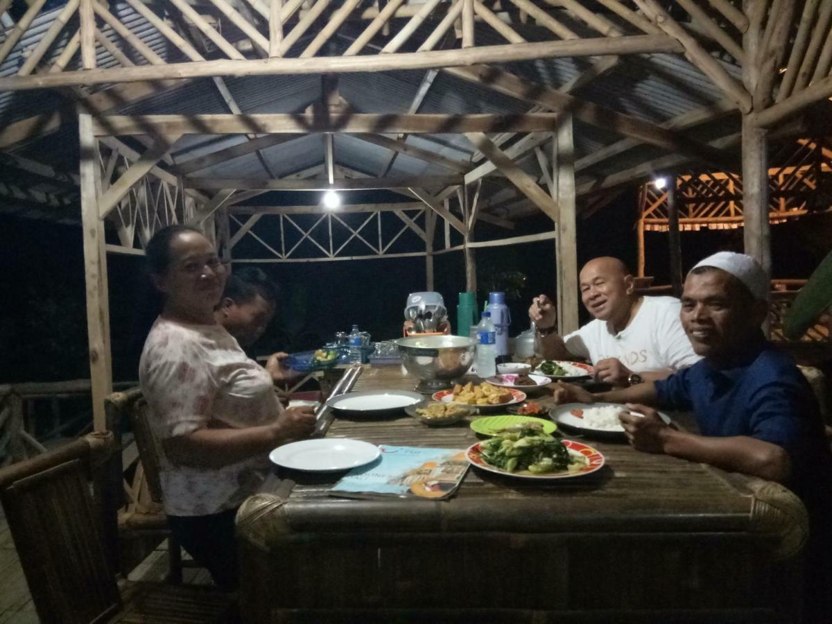 De Salak Homestay Bogor Exterior photo
